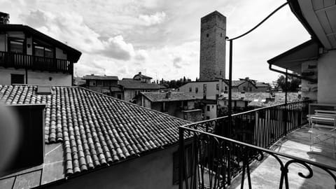 View (from property/room), Balcony/Terrace