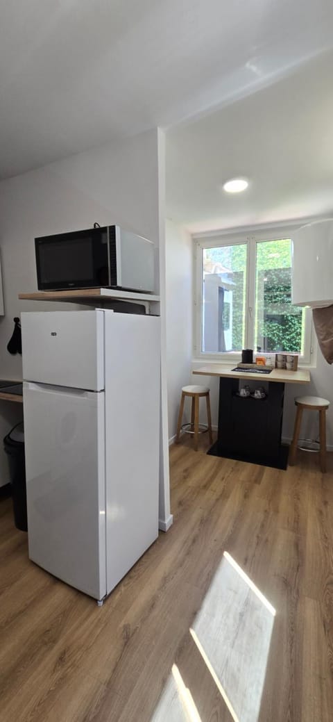 Sweet Escape -T1 bis romantique Apartment in Valence