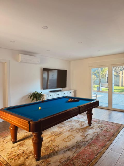 Communal lounge/ TV room, Billiard, Game Room, Game Room, TV and multimedia
