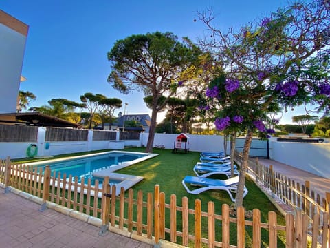 Garden, Swimming pool