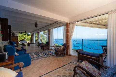 Balcony/Terrace, Living room, Sea view