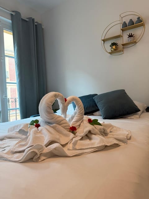 La Tour Annunziata Apartment in Versailles