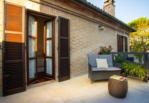 Balcony/Terrace, Balcony/Terrace