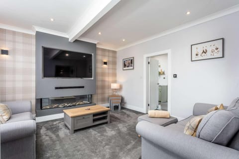 TV and multimedia, Living room, Seating area