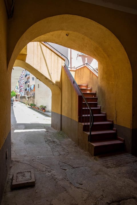 Property building, Facade/entrance