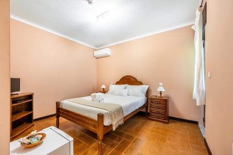 TV and multimedia, Photo of the whole room