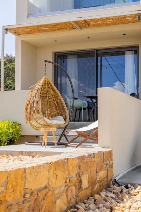 Property building, Patio, Day