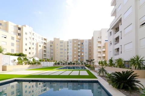 Garden, Swimming pool