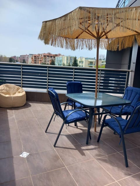 View (from property/room), Balcony/Terrace