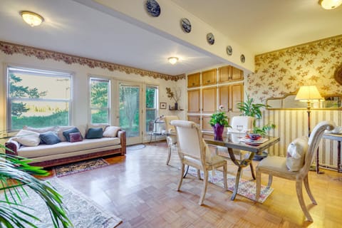 Less Than 1 Mi to Jefferson Healthcare Nurse-Ready Rental Apartment in Port Townsend