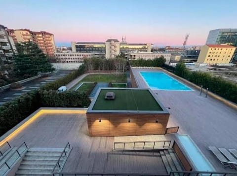 City view, Pool view, Swimming pool