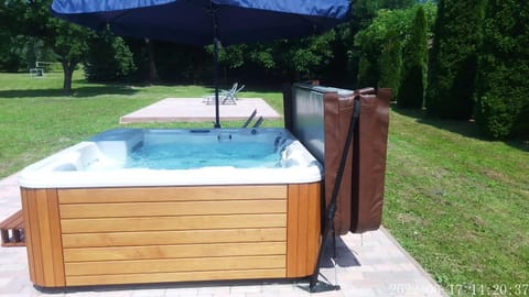 Hot Tub