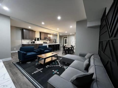 Minutes from Anything Downtown Indy House in Indianapolis