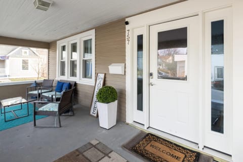 5 Bedroom 3200 Sq Ft House for Downtown Travelers House in Indianapolis