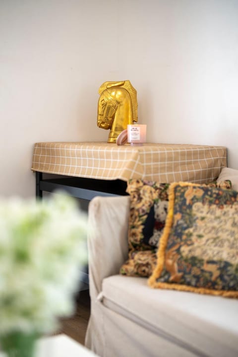 Cozy 2BR2BA Guest House in Alhambra Apartment in Alhambra