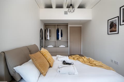 Bed, Bedroom, wardrobe