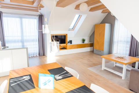 Living room, Photo of the whole room