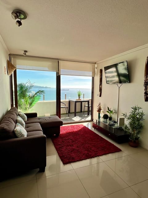 Natural landscape, TV and multimedia, Living room, Sea view