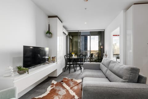 Property building, TV and multimedia, Living room, Dining area