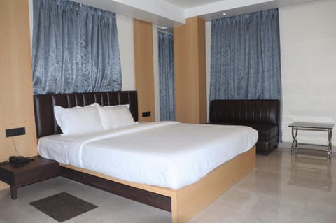 Bed, Living room, Bedroom