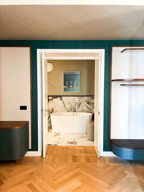 Amabilia Miramare private parking and sea Apartment in Trieste