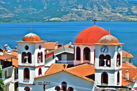 Day, Natural landscape, Lake view, Mountain view
