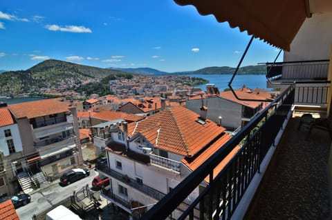 Day, Natural landscape, Bird's eye view, View (from property/room), Balcony/Terrace, City view, Lake view, Mountain view