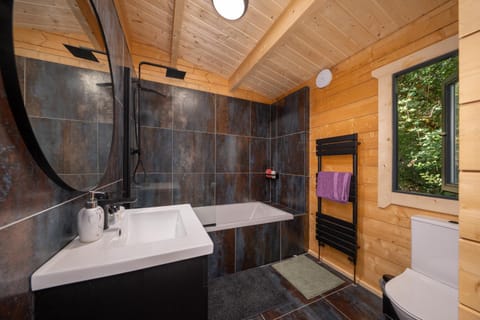 Rushbrook Log Cabin with sauna Cabin in Westmeath, Co. Westmeath, Ireland
