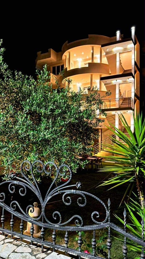 Villa Doda - Donji Stoj - Ulcinj Bed and Breakfast in Ulcinj Municipality