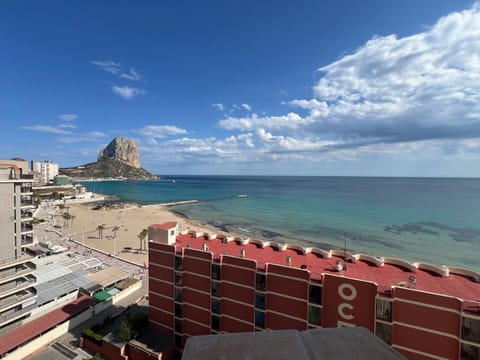 View (from property/room), Landmark view, Sea view
