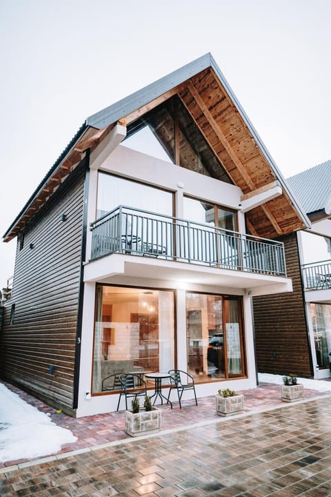 Property building, Patio, Day, View (from property/room), Balcony/Terrace