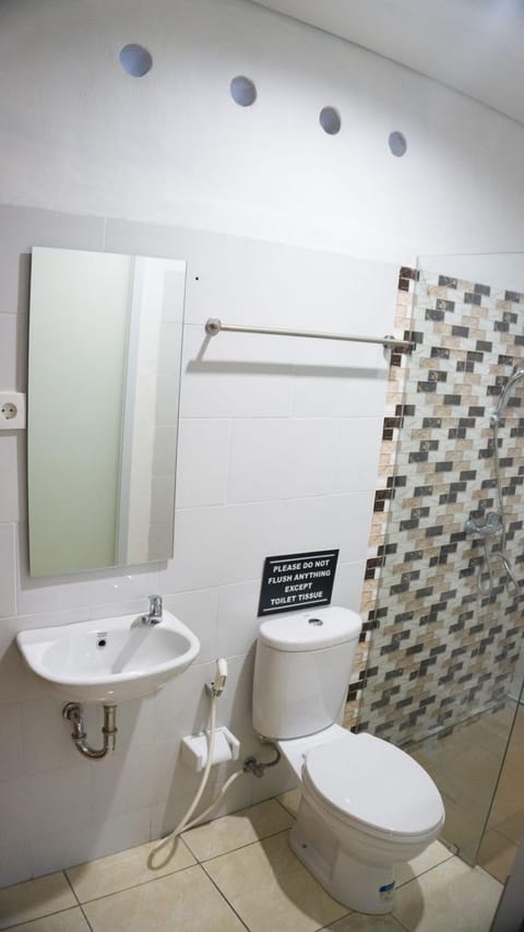 Cempaka Guest House Bed and Breakfast in North Kuta