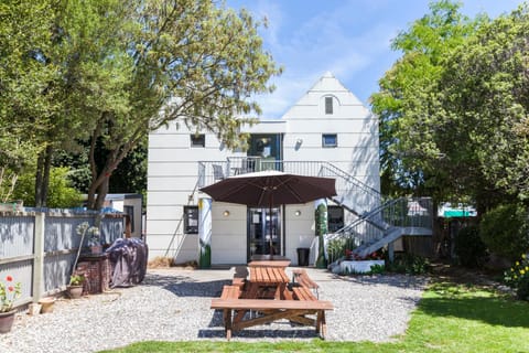 Property building, Garden