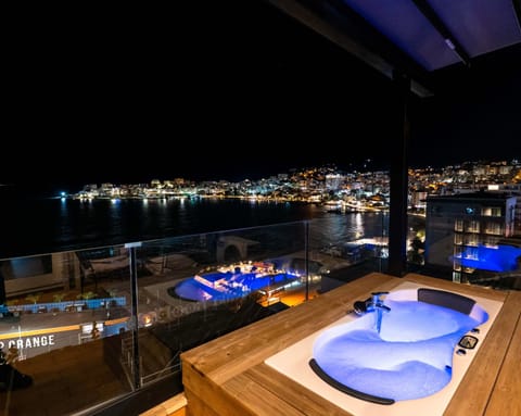 Night, View (from property/room), Balcony/Terrace, City view, Sea view
