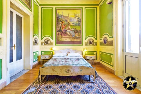 Living room, Photo of the whole room, Bedroom