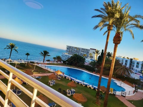 Day, Pool view, Sea view