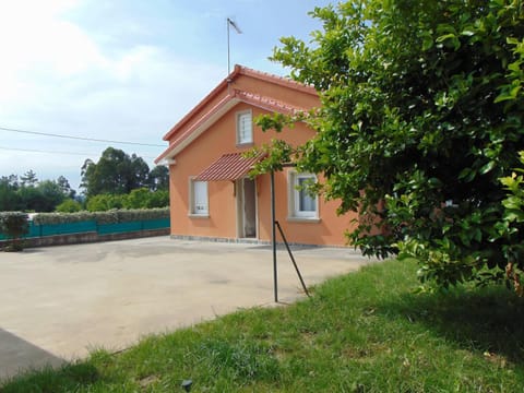 Facade/entrance, Garden view
