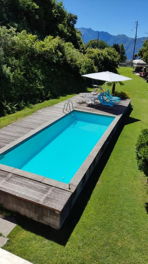 Garden, Garden view, Mountain view, Swimming pool, sunbed