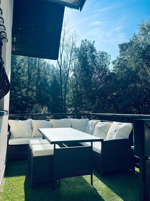 Day, Balcony/Terrace, Seating area