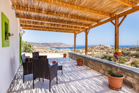 Patio, Day, Natural landscape, View (from property/room), Balcony/Terrace, Sea view