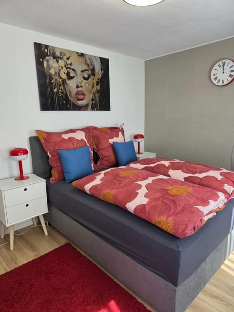 Bed, Bedroom, air conditioner