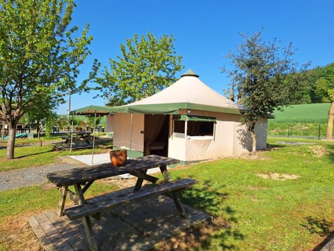 Natural landscape, Garden, Dining area, Garden view