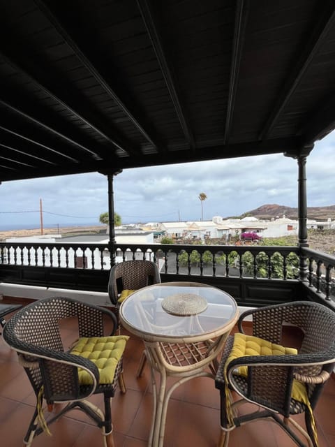 View (from property/room), Balcony/Terrace