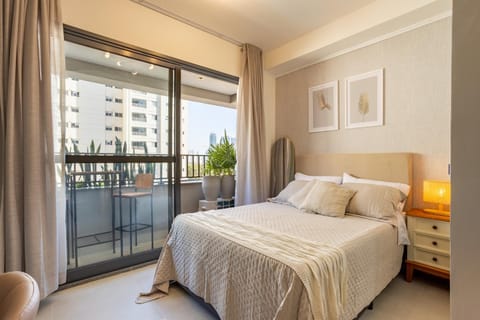 Bed, Balcony/Terrace, Photo of the whole room, Bedroom