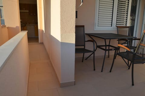 Apartments Tomas Apartment in Murter