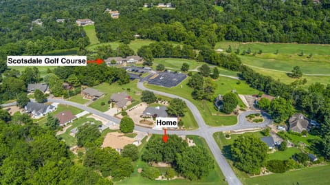 Bogey Abode-ON Golf Course- Half mi to Bike Trail House in Bella Vista