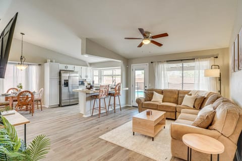 6 Mi to Dtwn Tucson Gem with Outdoor Oasis! House in Tucson