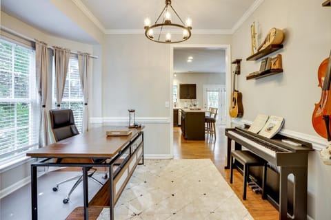 Playroom and Home Office Family Retreat in Mauldin! House in Greenville