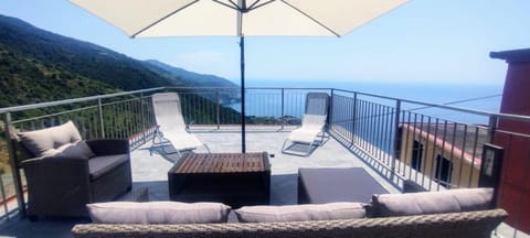 Rosmarino, Cinque Terre Apartment in Cinque Terre