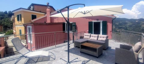 Rosmarino, Cinque Terre Apartment in Cinque Terre